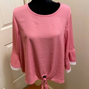 Emi and Joe 3X New without tags bell sleeve pink polka dot top